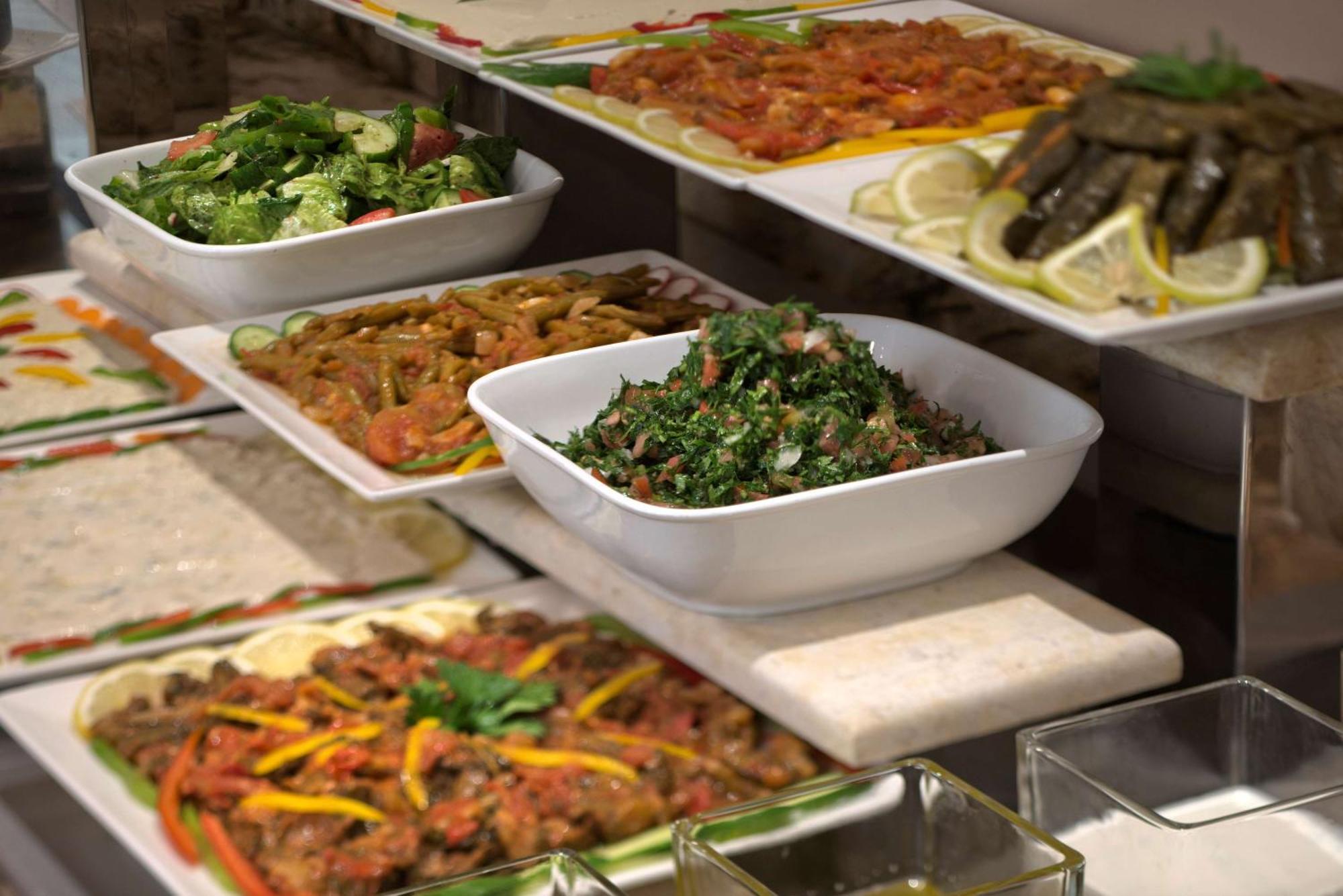 Radisson Blu Martinez 5* Beirut
